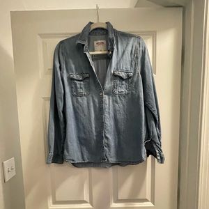 Women’s Large Chambray Shirt